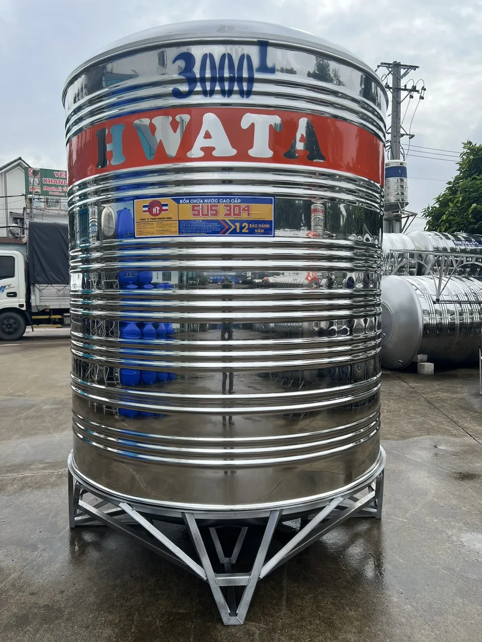Bồn nước inox Hwata 3000L đứng H3000D
